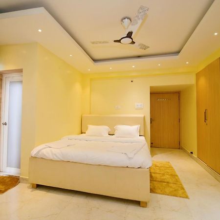 Airport Residency Hotel Ранчи Екстериор снимка