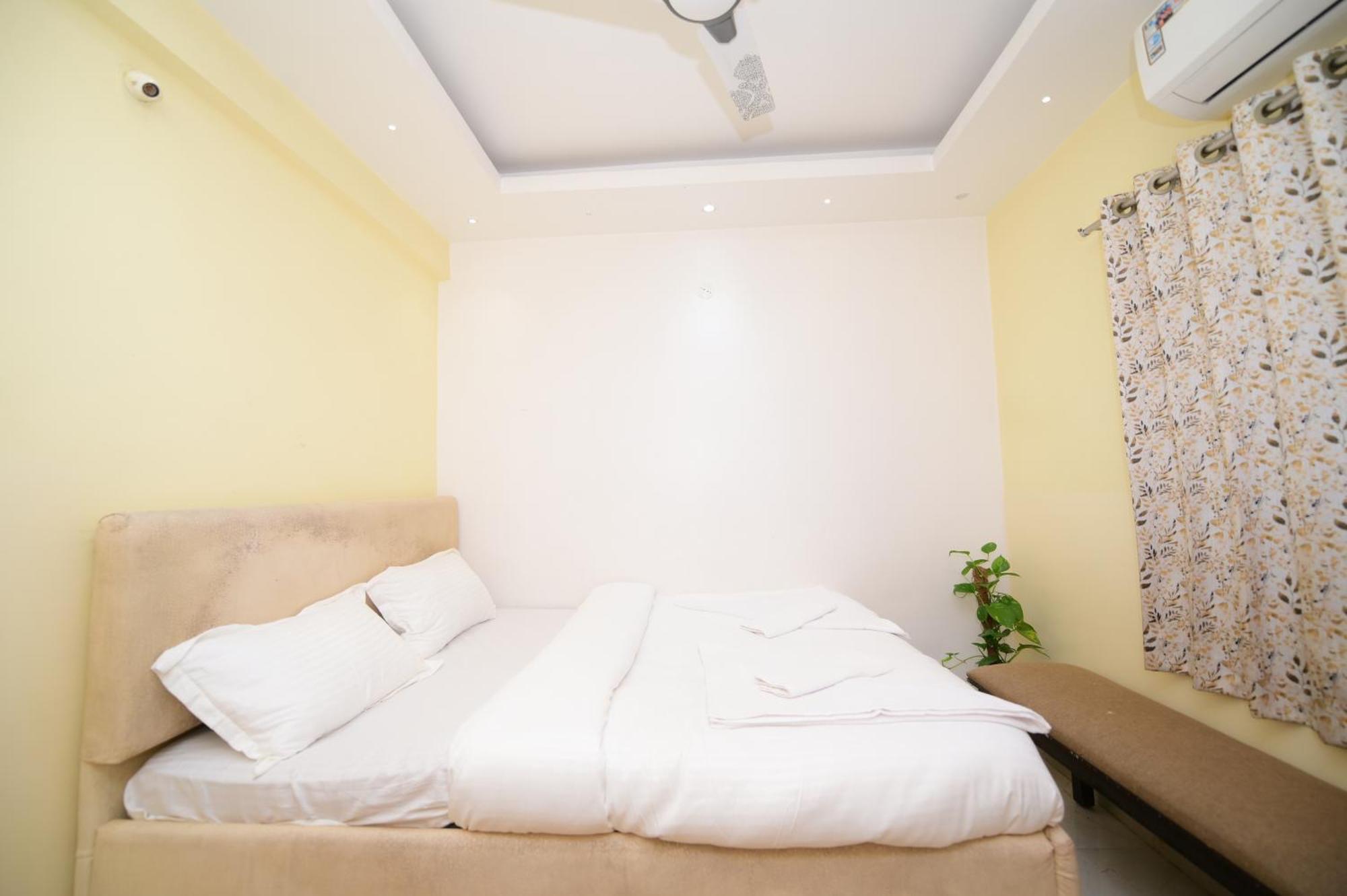 Airport Residency Hotel Ранчи Екстериор снимка