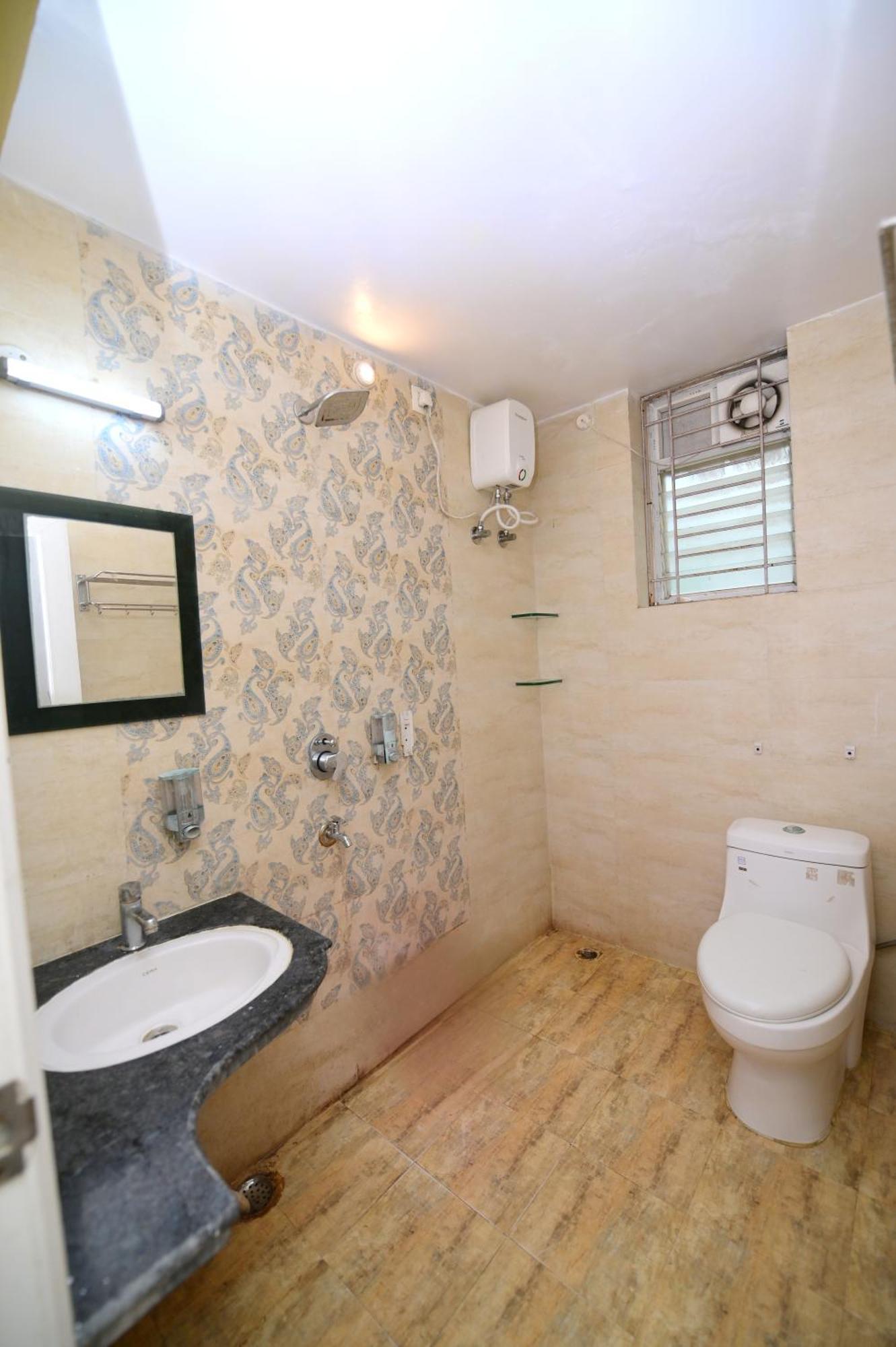 Airport Residency Hotel Ранчи Екстериор снимка