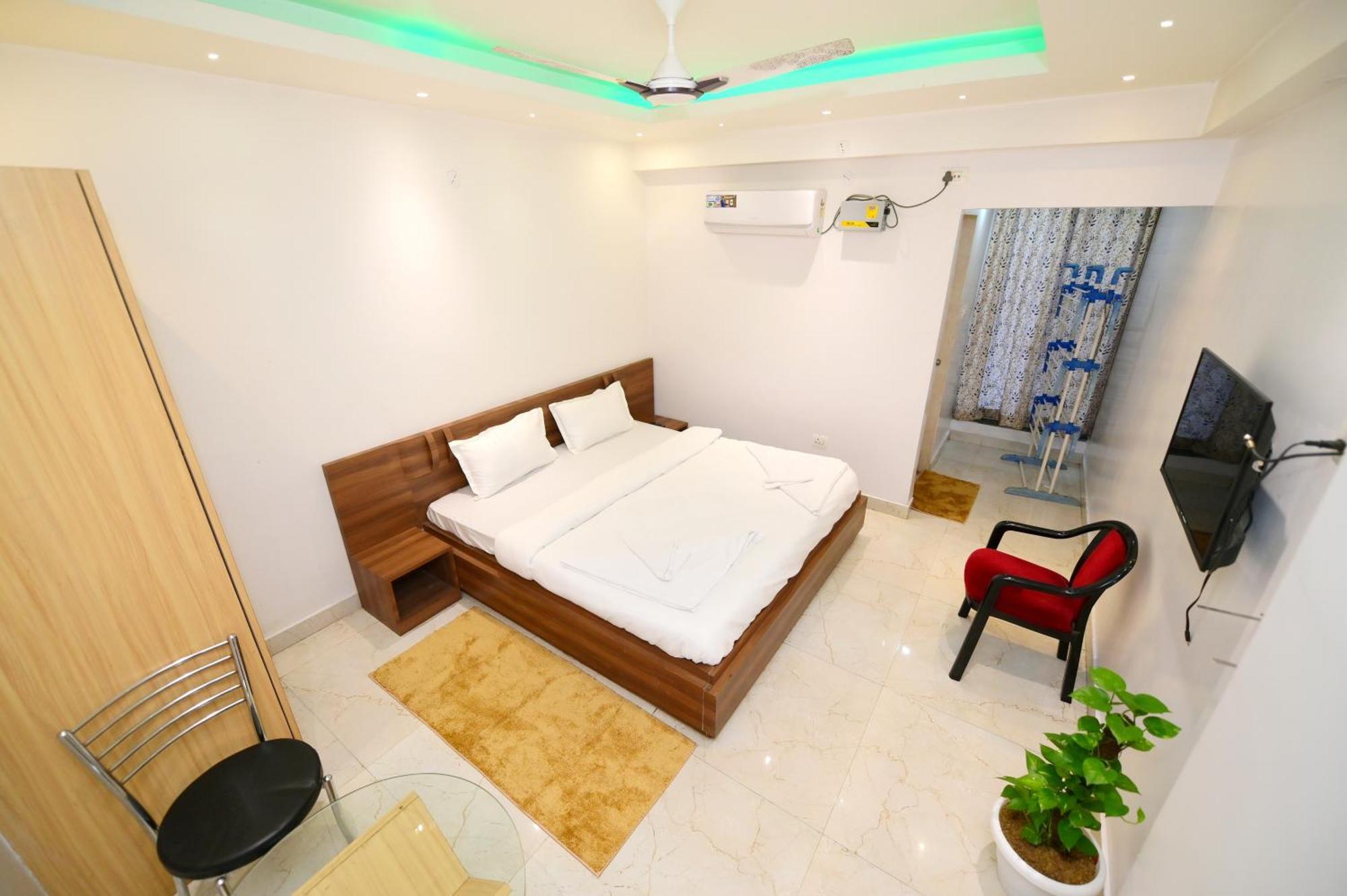 Airport Residency Hotel Ранчи Екстериор снимка