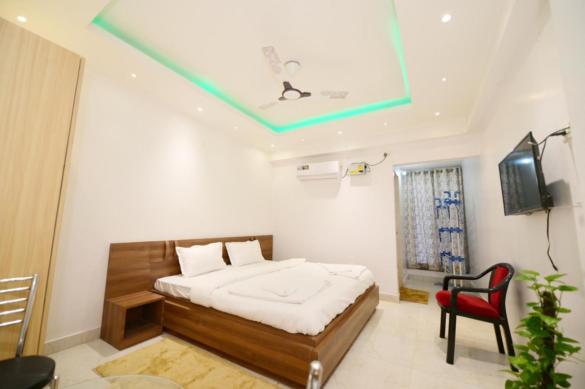 Airport Residency Hotel Ранчи Екстериор снимка